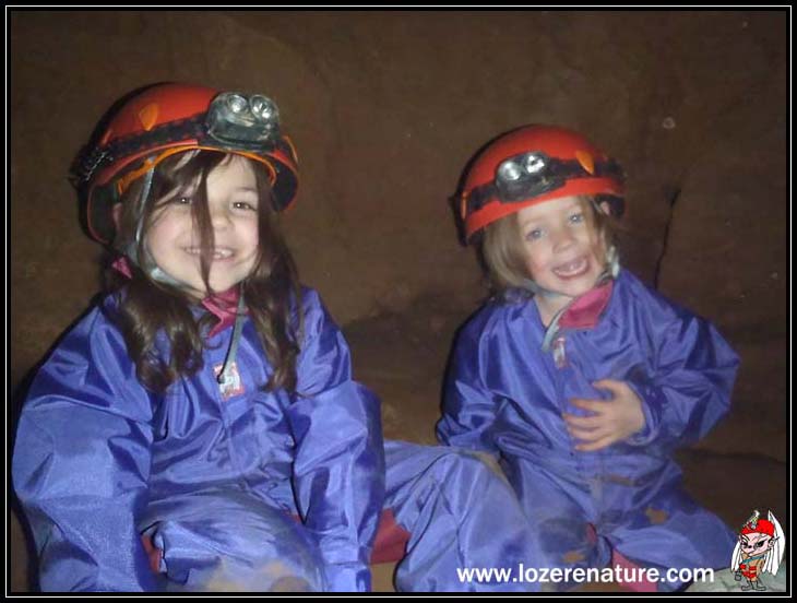 lozere nature spéléo enfant