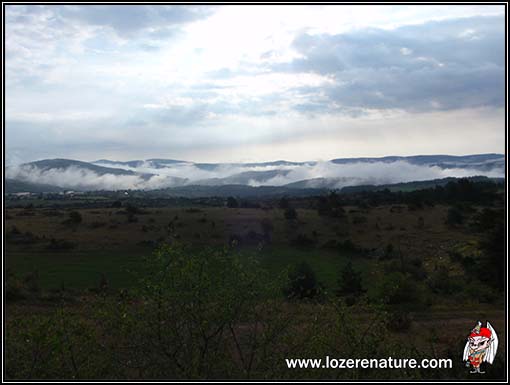 lozere nature paysage causse mejean avec quelques nuages